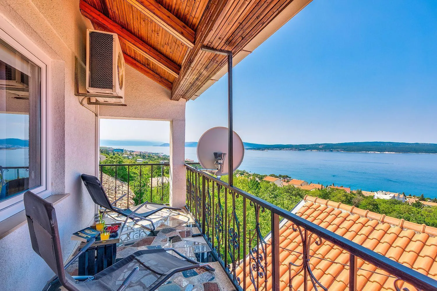 Beeindruckendes Apartment Nur 500 Meter Zum Strand Mit Meerblick, Flat-Screen Tv Auf Dem Balkon, Bbq Dramalj